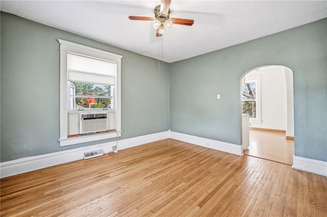 453 Lafayette Ave, Sharon, PA 16146