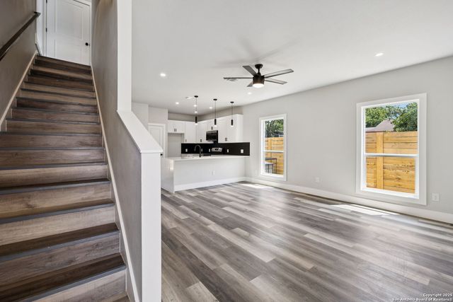 803 Indiana, San Antonio, TX 78210