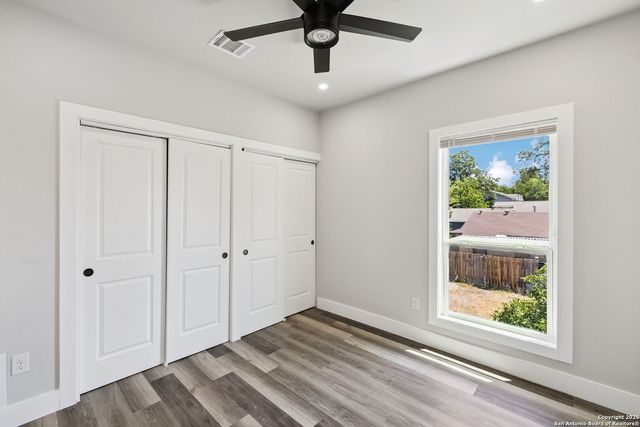 803 Indiana, San Antonio, TX 78210