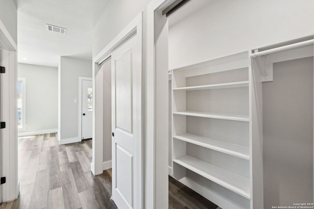 803 Indiana, San Antonio, TX 78210