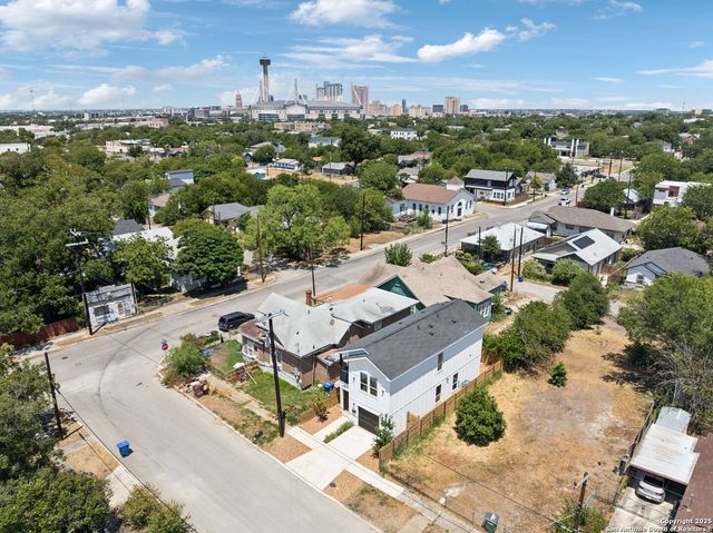 803 Indiana, San Antonio, TX 78210