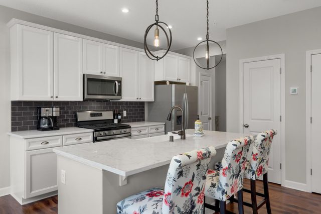 8077 Cottonwood Lane N, Maple Grove, MN 55369