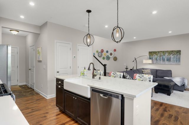 8077 Cottonwood Lane N, Maple Grove, MN 55369