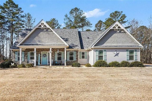 225 Cole Forest Boulevard, Barnesville, GA 30204