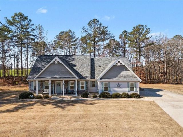 225 Cole Forest Boulevard, Barnesville, GA 30204