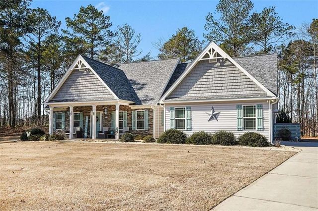 225 Cole Forest Boulevard, Barnesville, GA 30204
