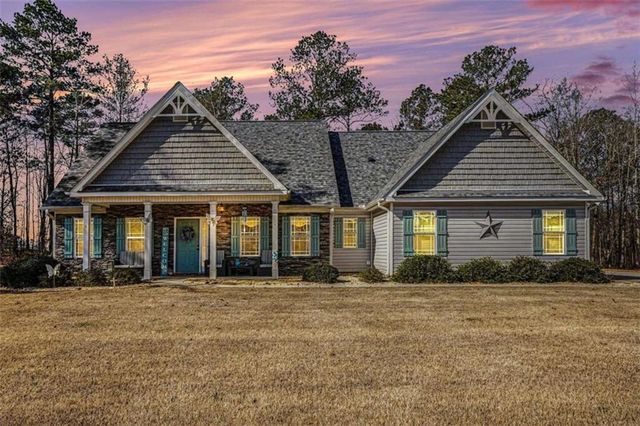225 Cole Forest Boulevard, Barnesville, GA 30204