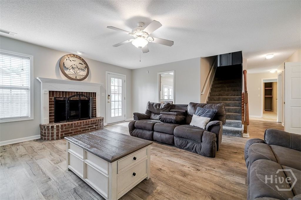 Image 7 of property listing at 203 Haydon Court, Rincon, GA 31326