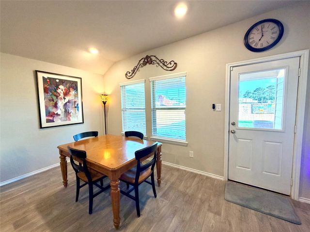 214 Pecos Drive, Huntsville, TX 77340