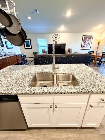 214 Pecos Drive, Huntsville, TX 77340