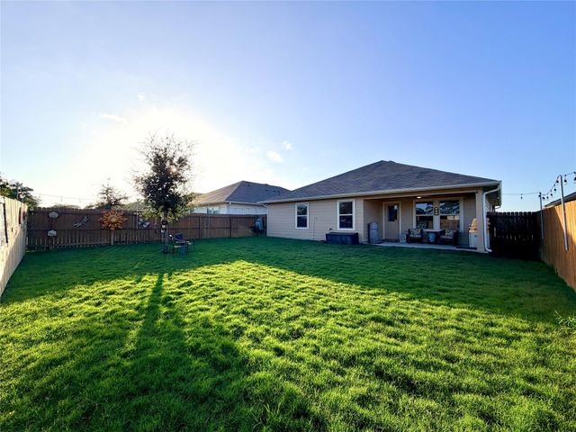 214 Pecos Drive, Huntsville, TX 77340