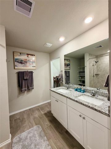 214 Pecos Drive, Huntsville, TX 77340