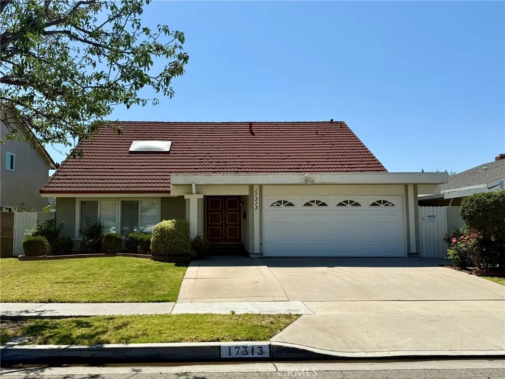 17313 Vickie, Cerritos, CA 90703