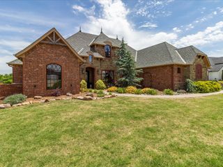 5451 Cottonwood Creek Circle, Norman, OK 73069