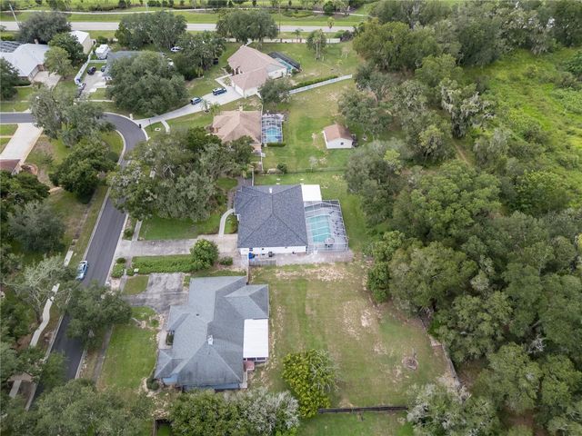 4712 DOVER CLIFF COURT, Dover, FL 33527