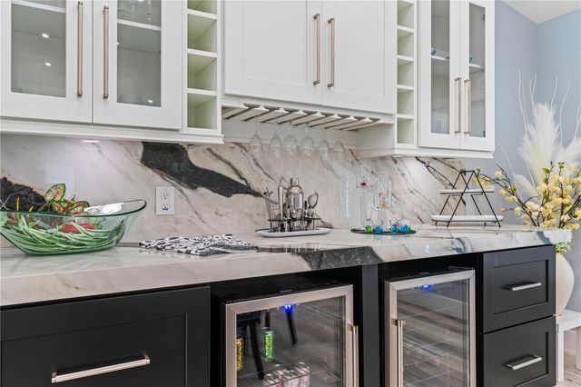 4712 DOVER CLIFF COURT, Dover, FL 33527