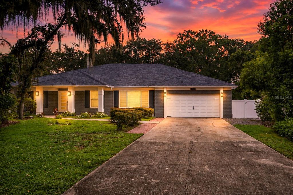 4712 DOVER CLIFF COURT, Dover, FL 33527