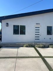 18853 Saticoy Street, Reseda, CA 91335
