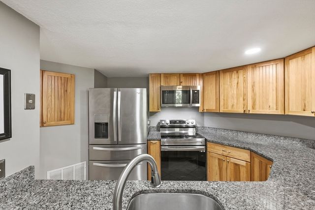 251 Trailside Way 251, Ashland, MA 01721