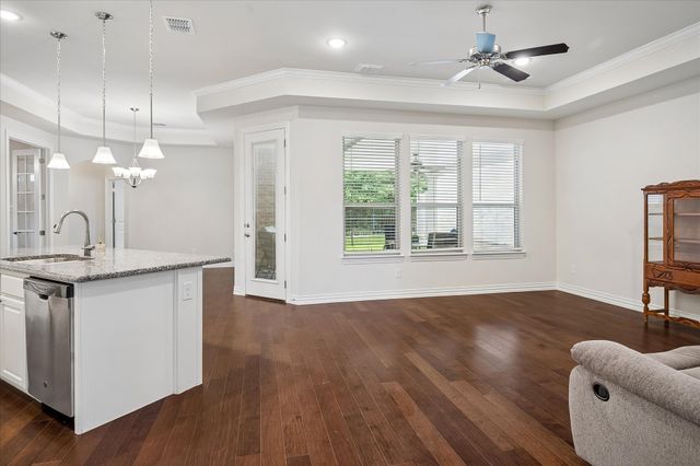 5020 Esplanade Boulevard, Highland Village, TX 75077