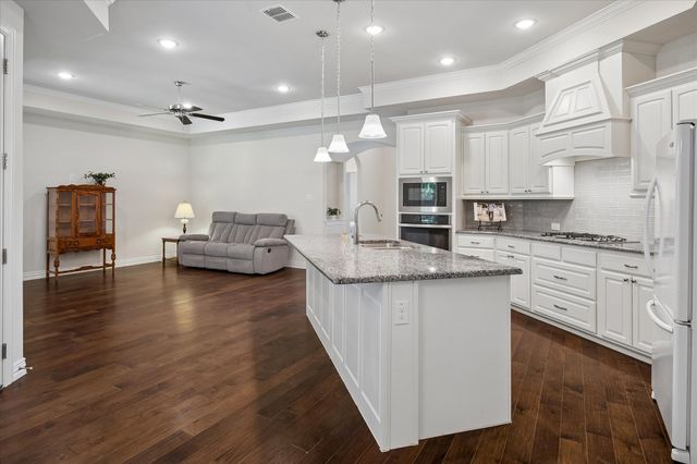 5020 Esplanade Boulevard, Highland Village, TX 75077