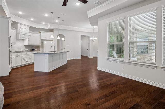 5020 Esplanade Boulevard, Highland Village, TX 75077