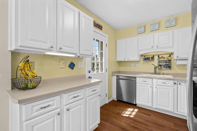 804 Florence AVENUE, Racine, WI 53402