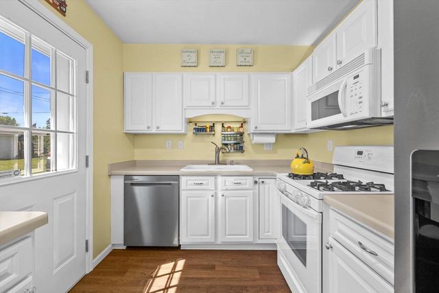 804 Florence AVENUE, Racine, WI 53402