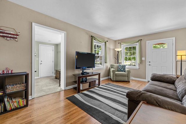 804 Florence AVENUE, Racine, WI 53402
