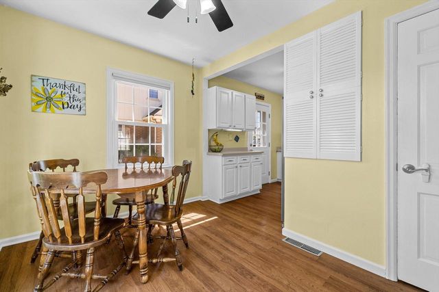 804 Florence AVENUE, Racine, WI 53402