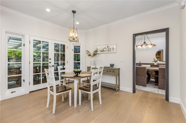 6032 County Oak Road, Woodland Hills (los Angeles), CA 91367