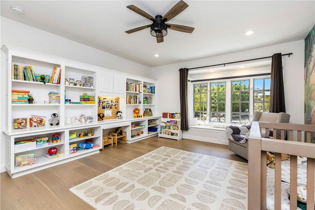 6032 County Oak Road, Woodland Hills (los Angeles), CA 91367