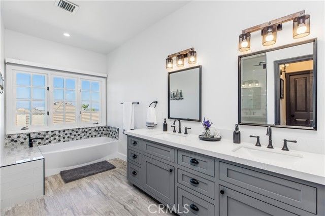 6032 County Oak Road, Woodland Hills (los Angeles), CA 91367