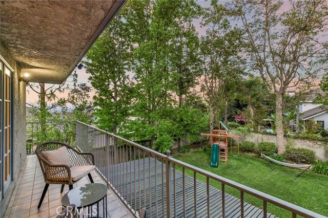 6032 County Oak Road, Woodland Hills (los Angeles), CA 91367