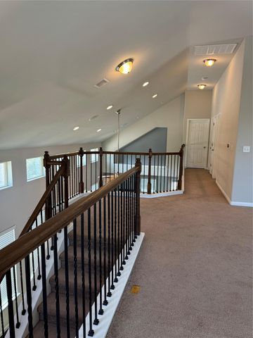 901 Sleepy Dell LN 94, Austin, TX 78748