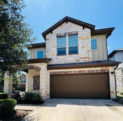 901 Sleepy Dell LN 94, Austin, TX 78748