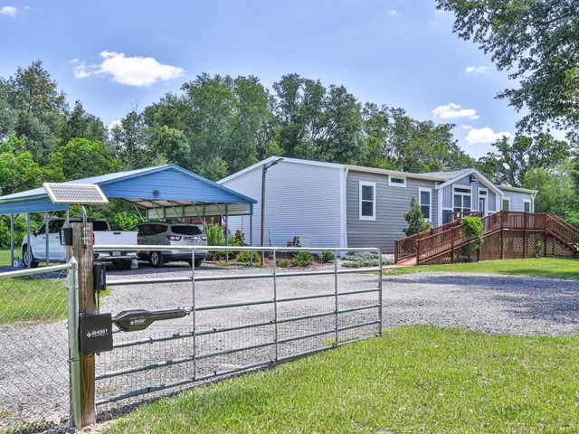 8700 HEATHER DRIVE, Zephyrhills, FL 33540