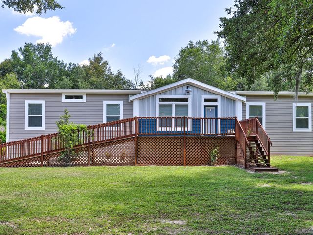 8700 HEATHER DRIVE, Zephyrhills, FL 33540