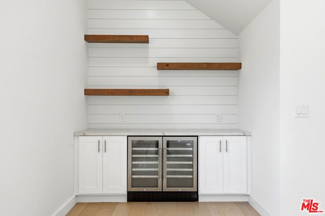 8308 Mcconnell Avenue, Los Angeles, CA 90045