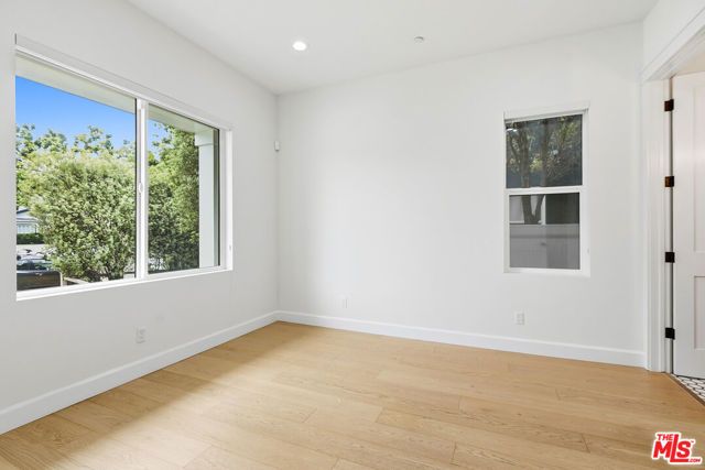 8308 Mcconnell Avenue, Los Angeles, CA 90045