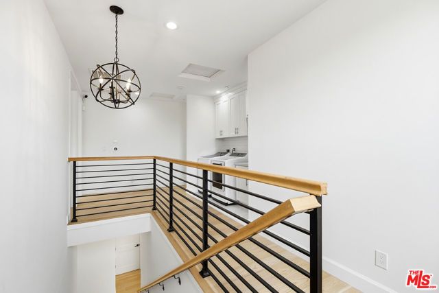 8308 Mcconnell Avenue, Los Angeles, CA 90045