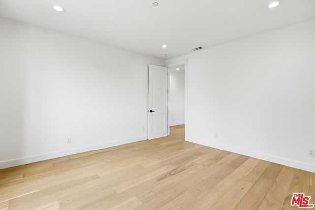 8308 Mcconnell Avenue, Los Angeles, CA 90045