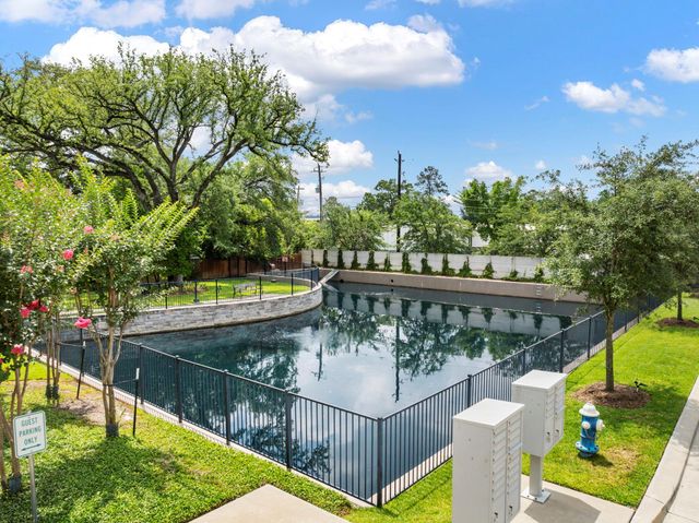 5021 Lehman Oaks Drive, Houston, TX 77018