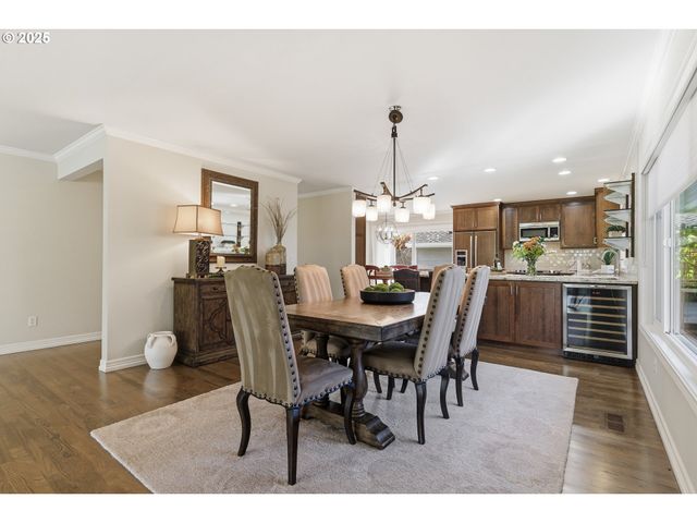 32465 Sw LAKE POINT Ct, Wilsonville, OR 97070