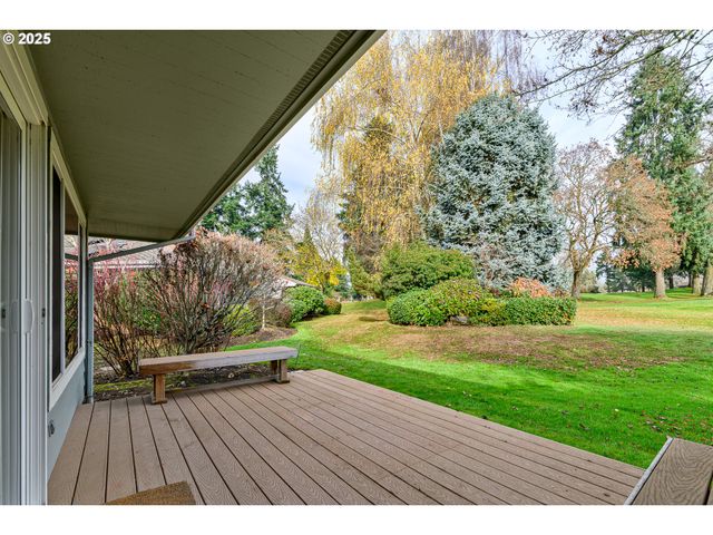 32465 Sw LAKE POINT Ct, Wilsonville, OR 97070