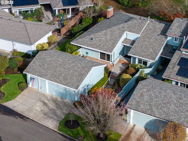 32465 Sw LAKE POINT Ct, Wilsonville, OR 97070