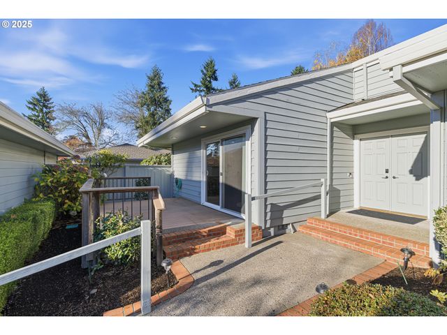 32465 Sw LAKE POINT Ct, Wilsonville, OR 97070