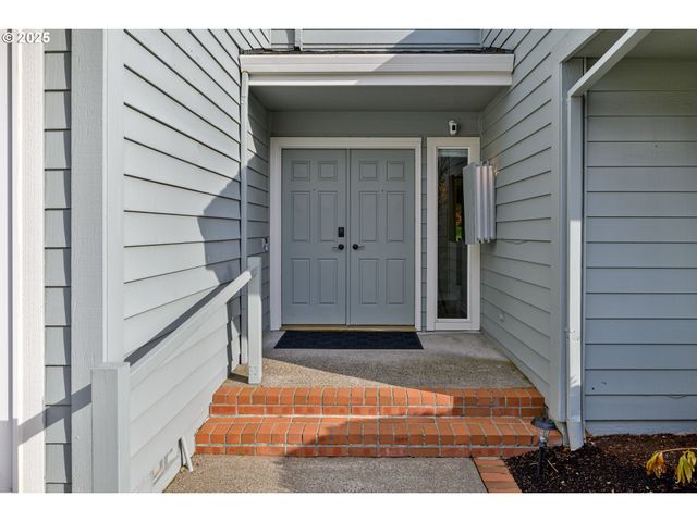 32465 Sw LAKE POINT Ct, Wilsonville, OR 97070