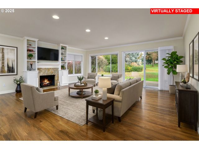 32465 Sw LAKE POINT Ct, Wilsonville, OR 97070