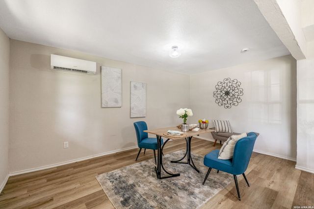 167 Bangor, San Antonio, TX 78228